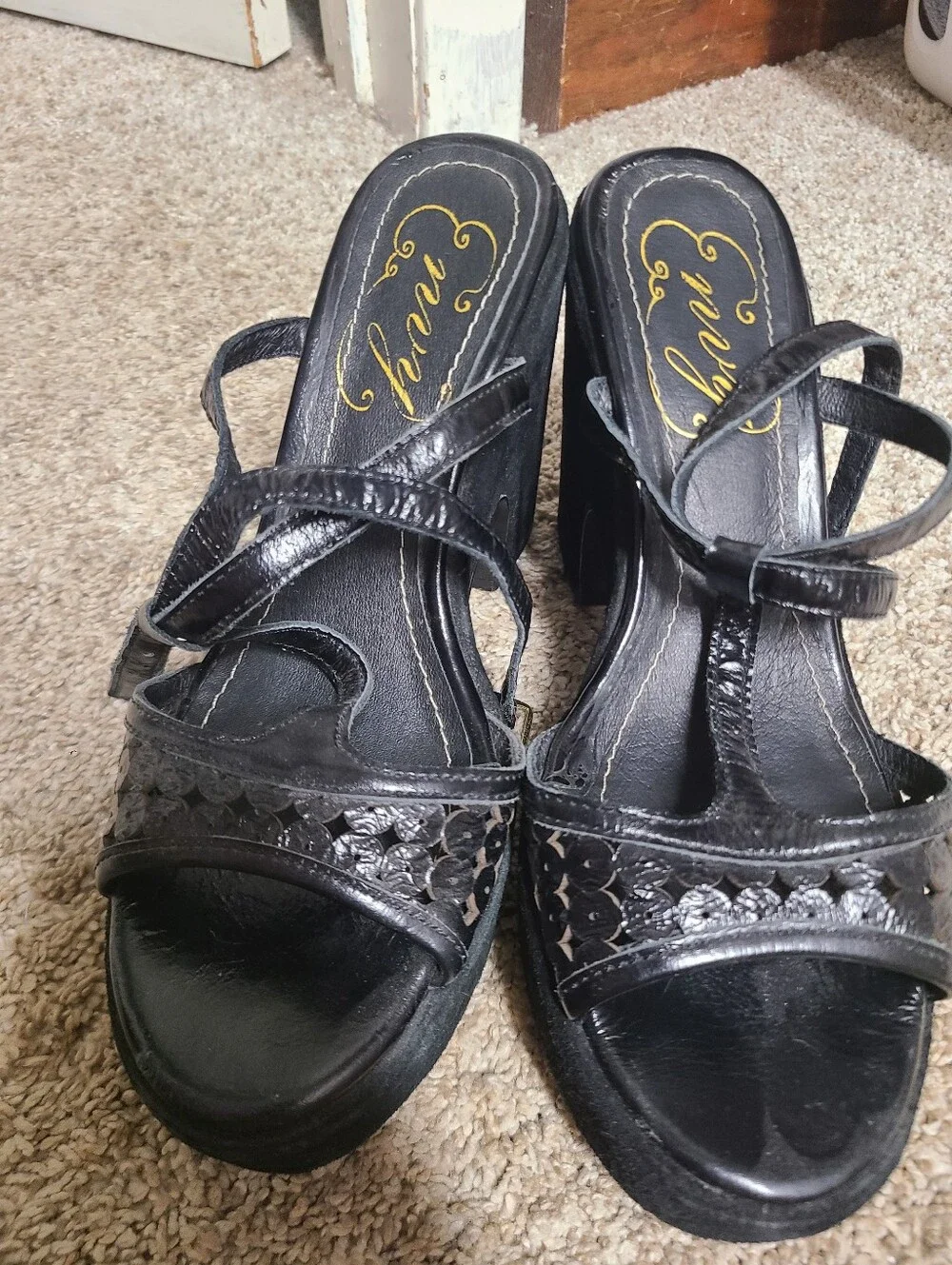 Y2k Envy Vintage Chiunky Wedge Platform Strappy Sandal Heels